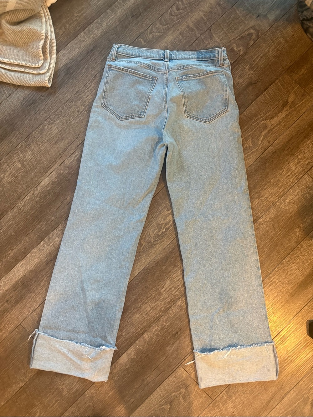 Abercrombie & Fitch Light Blue the 90s Relaxed Jean High Rise